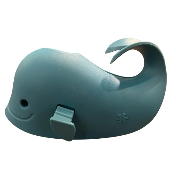🛁 Whale Bath Spout Cover | Adjustable Fit | Includes 6 Bath Time Books for Baby - Picture 2 of 10